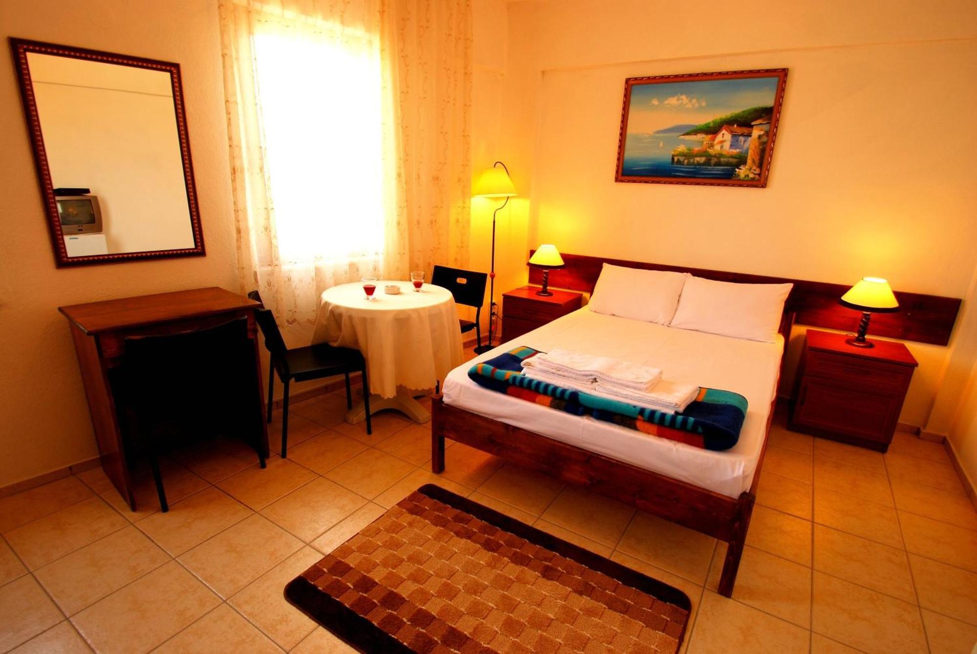 Adali Guest House Bozcaada Exterior foto
