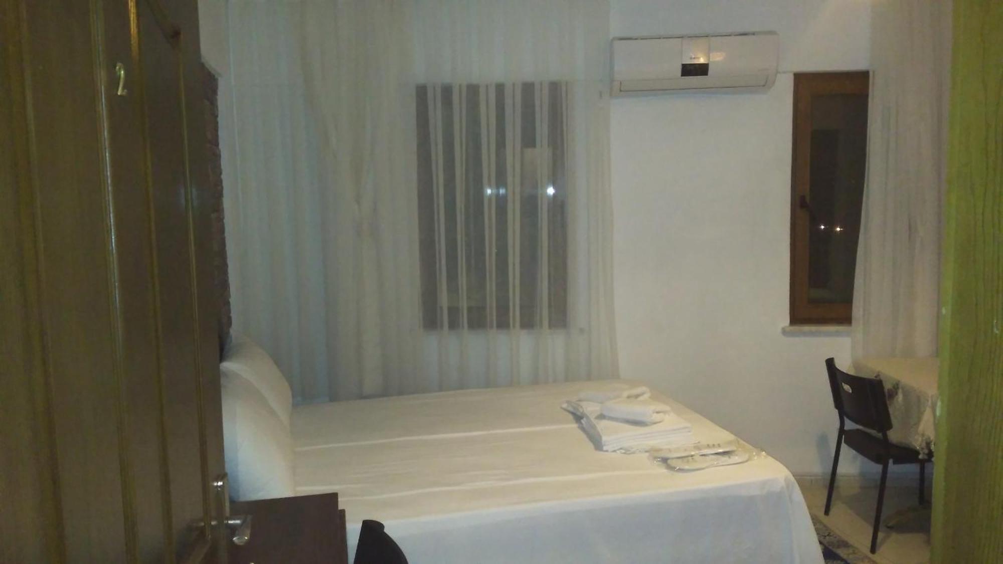 Adali Guest House Bozcaada Habitación foto