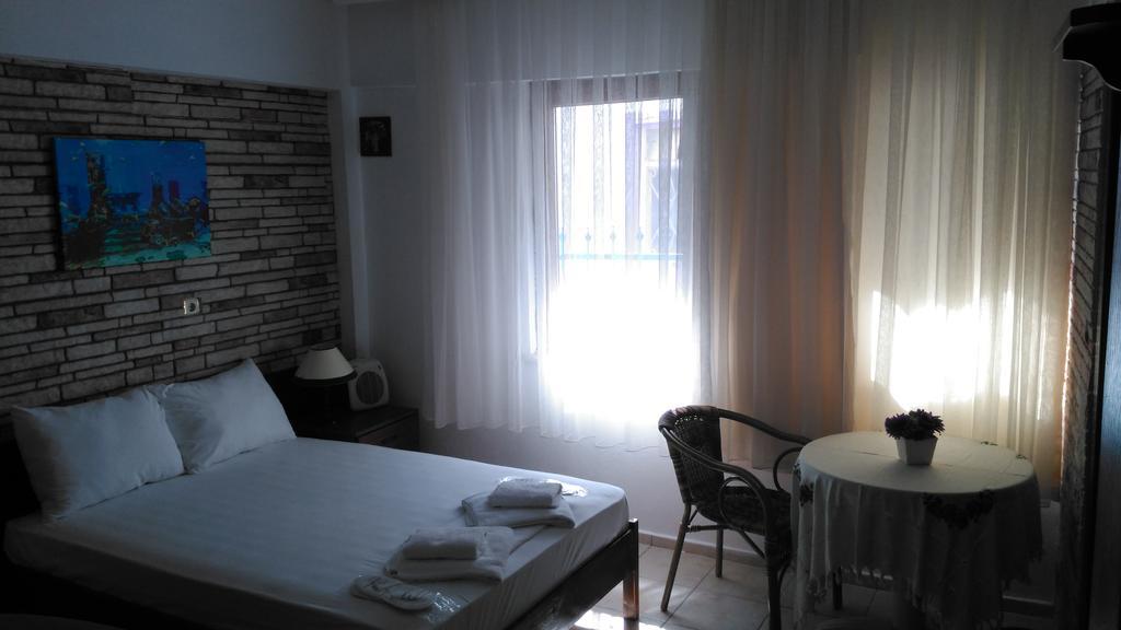 Adali Guest House Bozcaada Exterior foto
